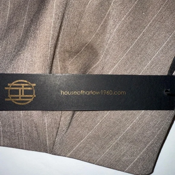 NWT House of Harlow 1960 Office Siren Taupe Pinstripe  Crop Top Small - Picture 4 of 6